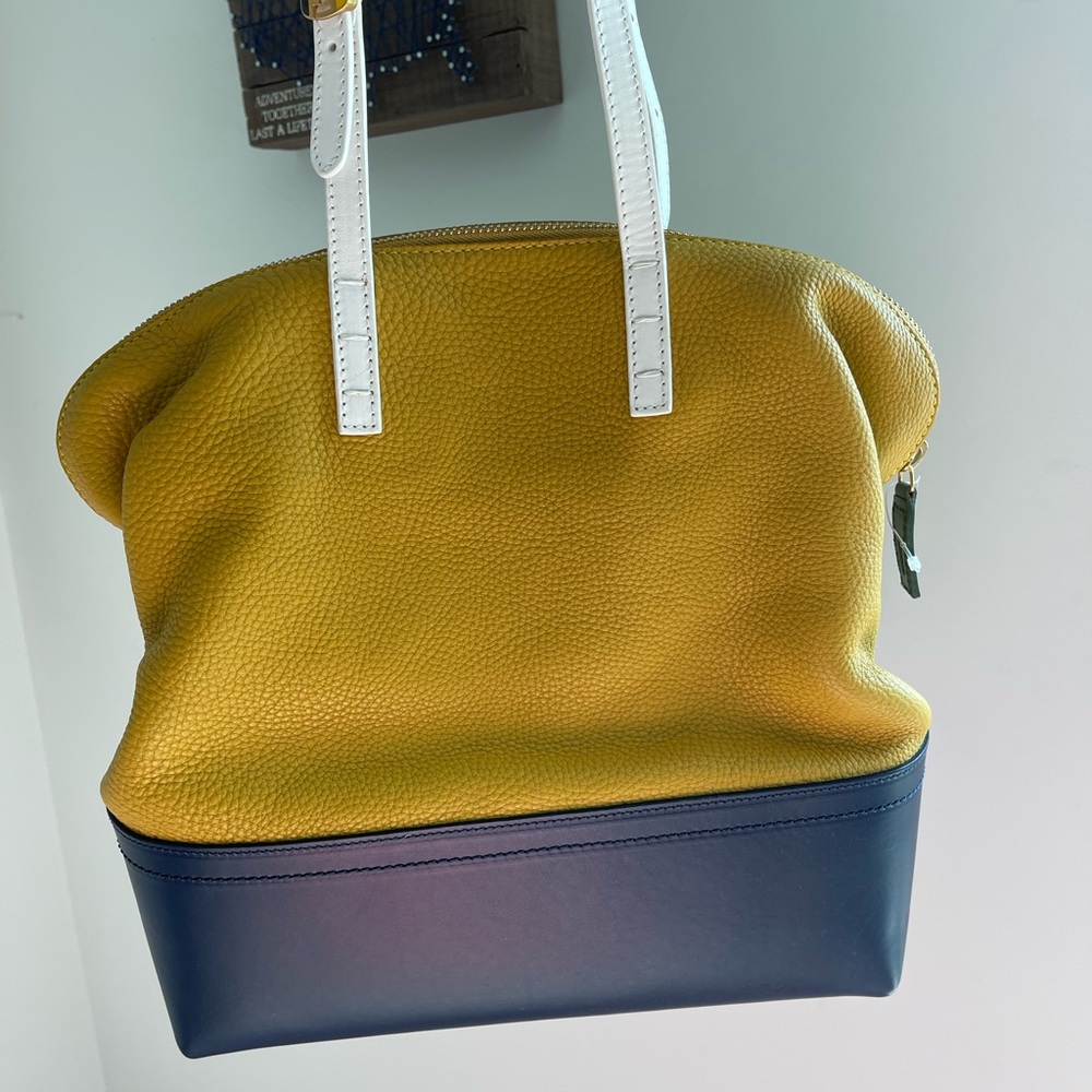 FENDI Colorblock Bucket Bag-